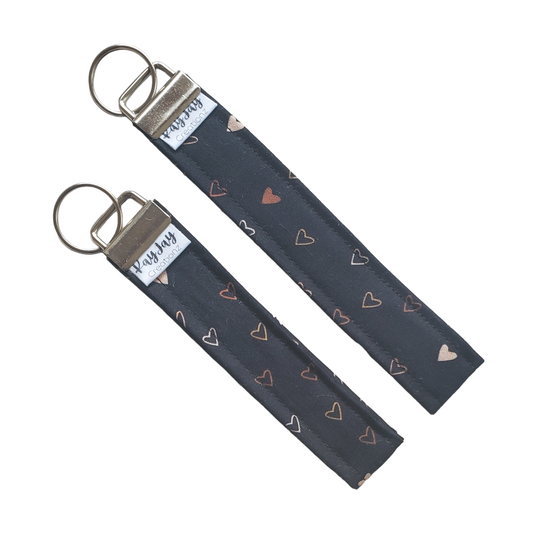 HEARTS ON BLACK KEYCHAIN WRISTLET