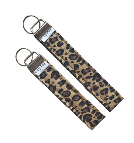 KHAKI LEOPARD KEYCHAIN WRISTLET