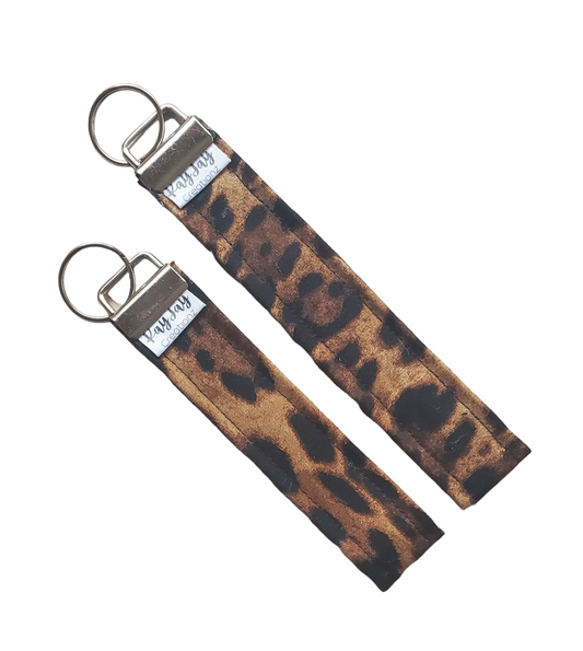 BROWN LEOPARD KEYCHAIN WRISTLET