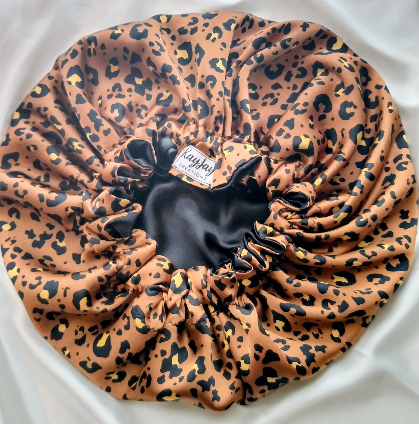 LEOPARD & BLACK SATIN BONNET SET
