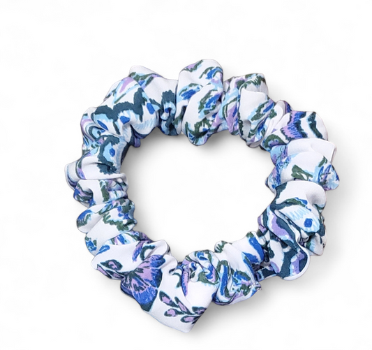 BLUE PAISLEY - SATIN SKINNY SCRUNCHIE