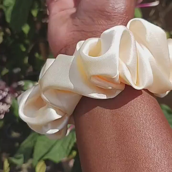 GOLDEN CRÈME - Satin Scrunchie| Women's Hair Scrunchies| Gifts for her