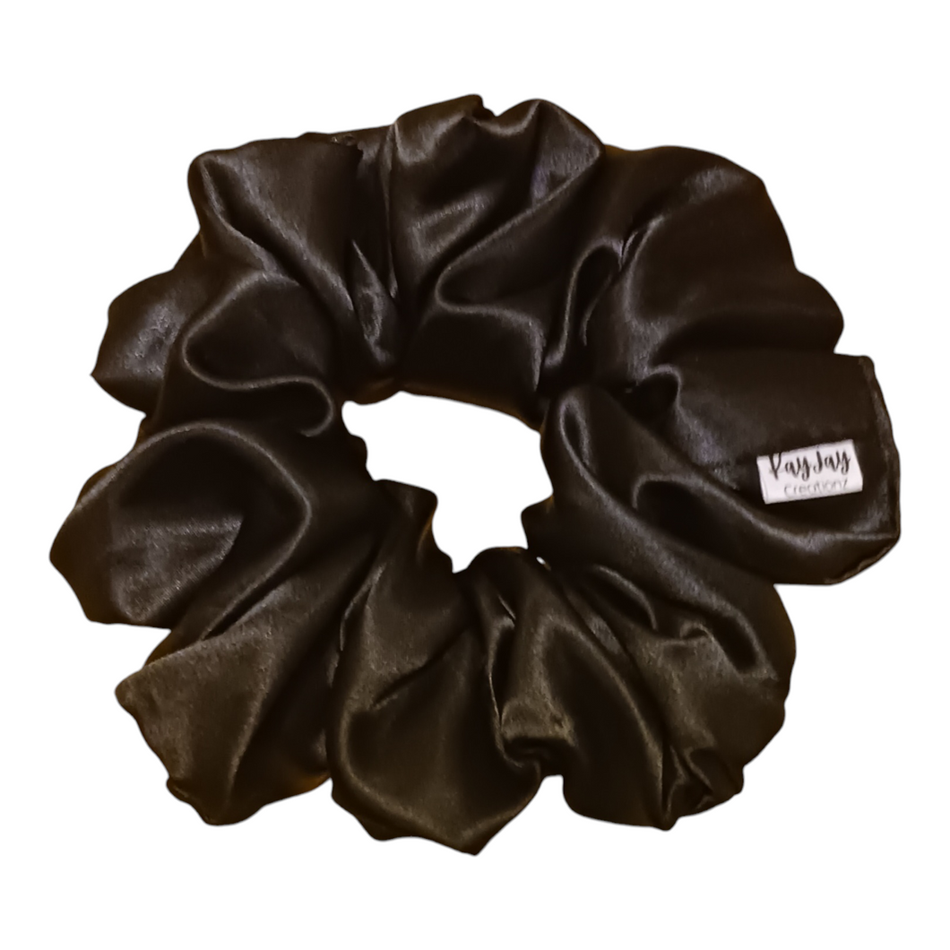 BLACK SATIN SCRUNCHIE