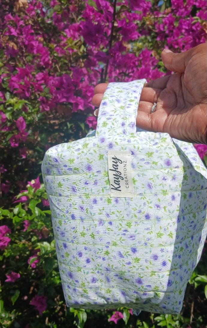 LAVENDER FLORAL CARRY-ALL BAG